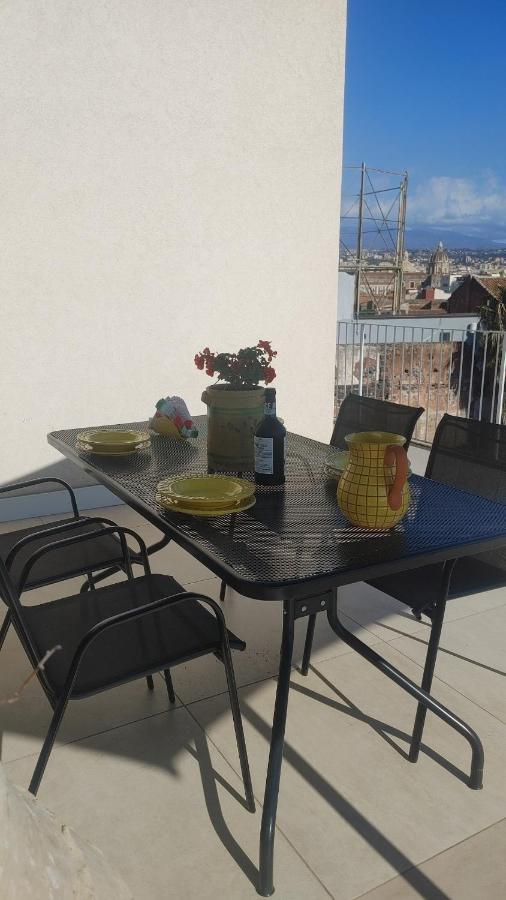 Attico Sul Porto Di Catania E Vista Vulcano Exteriör bild
