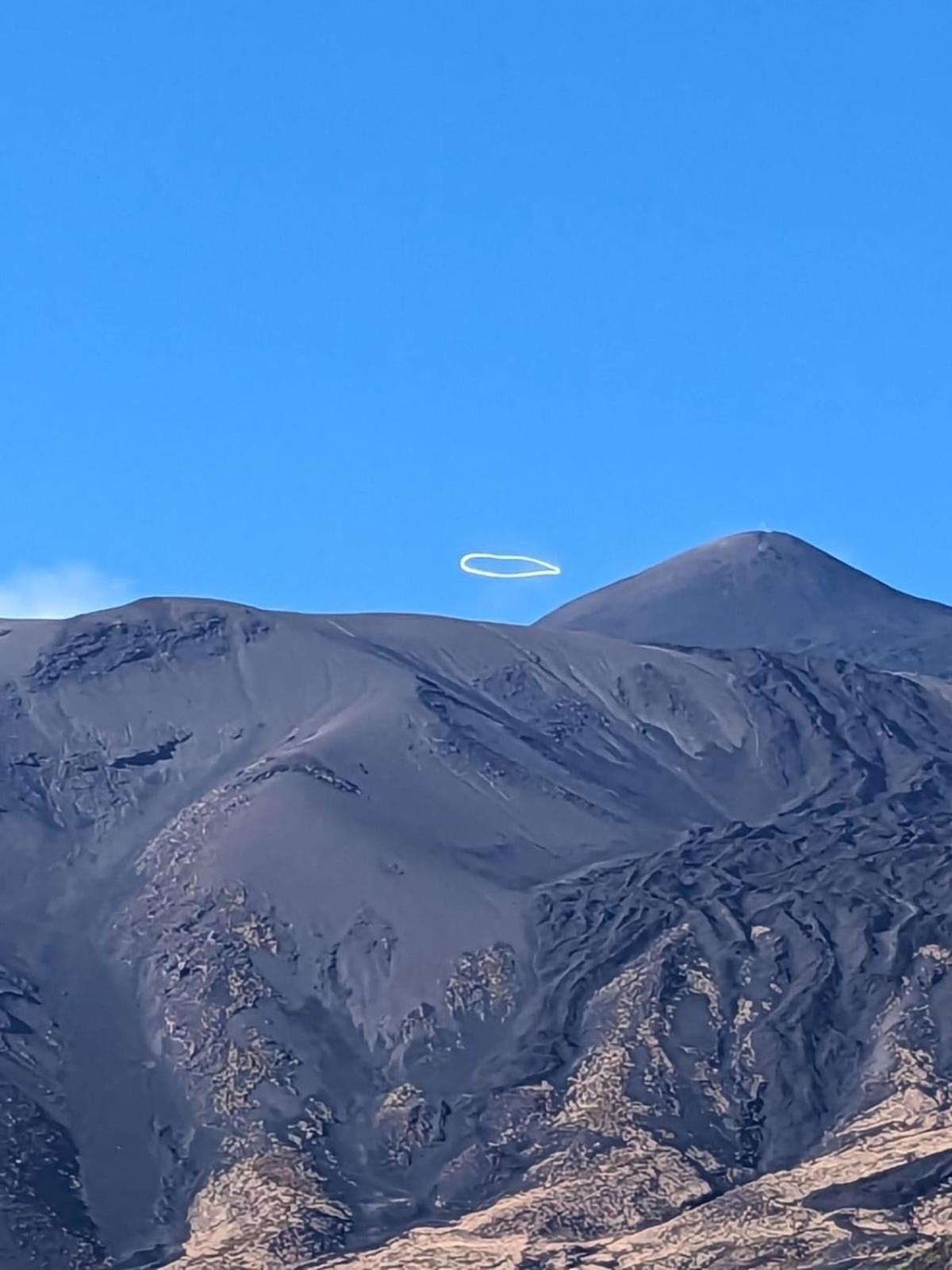 Attico Sul Porto Di Catania E Vista Vulcano Exteriör bild